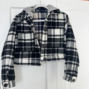 ZARA Black & White Plaid Cropped Hooded Shacket